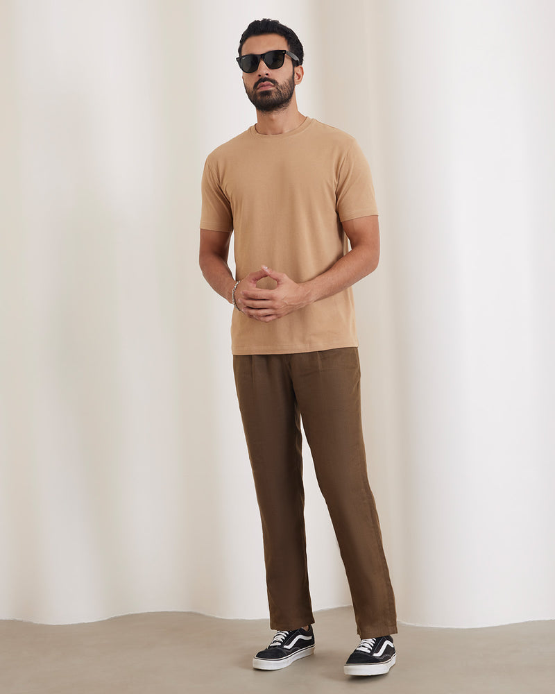 Luxe Voyager T-Shirt - Sand