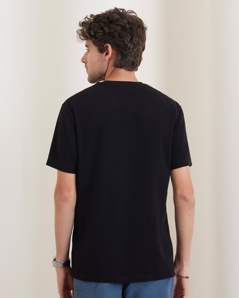 Luxe Voyager T-Shirt - Black